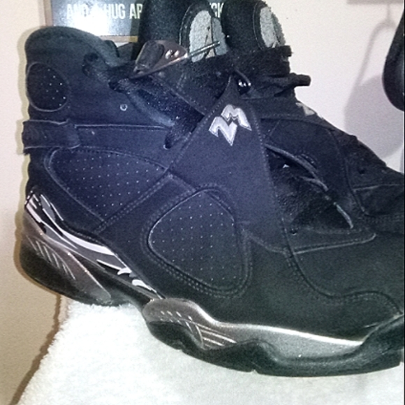 Jordan retro 8s size 10.5 black and chrome - Picture 2 of 2